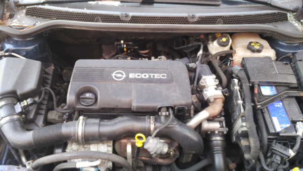 Astra J Sports Tourer OPEL Astra J Sports Tourer Imagem-14