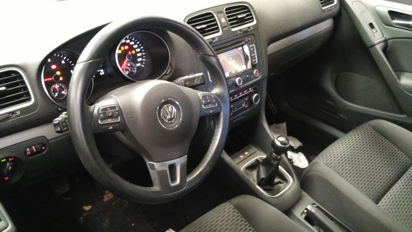 Golf VI  VOLKSWAGEN Golf VI (5K1) Imagem-2