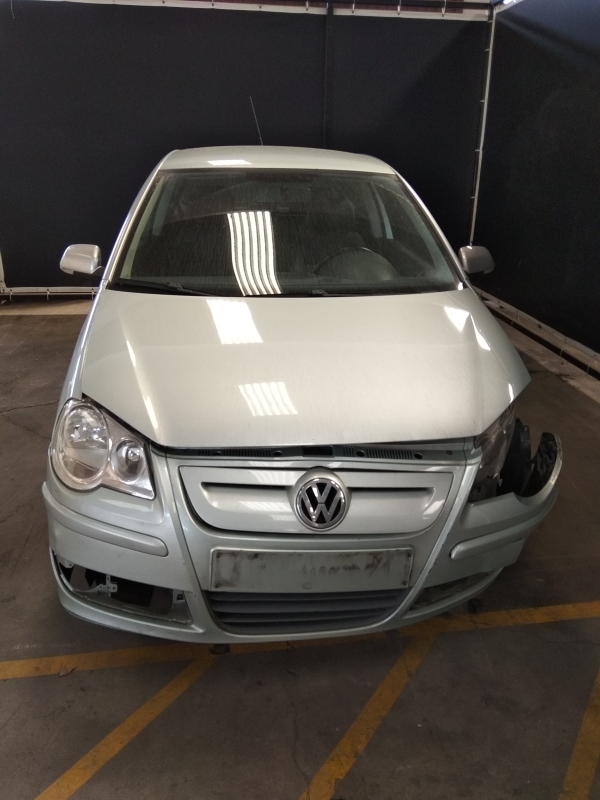 Polo  VOLKSWAGEN Polo (9N) Imagem-1