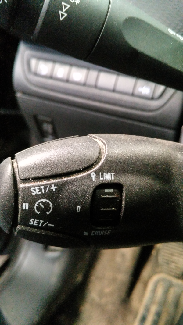 2008 I  PEUGEOT 2008 I (CU_) Imagem-5