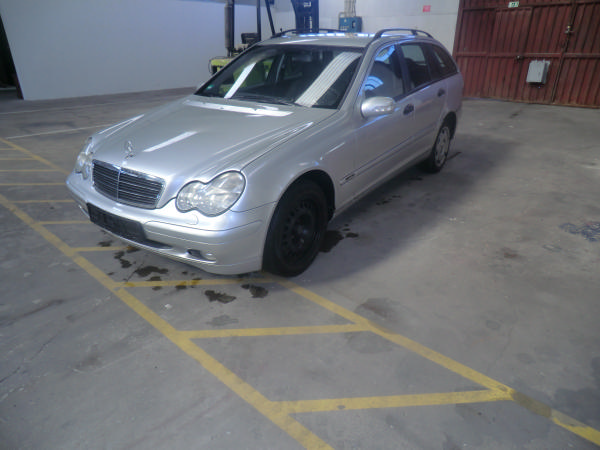 Classe C  MERCEDES-BENZ Classe C (W203) Imagem-1