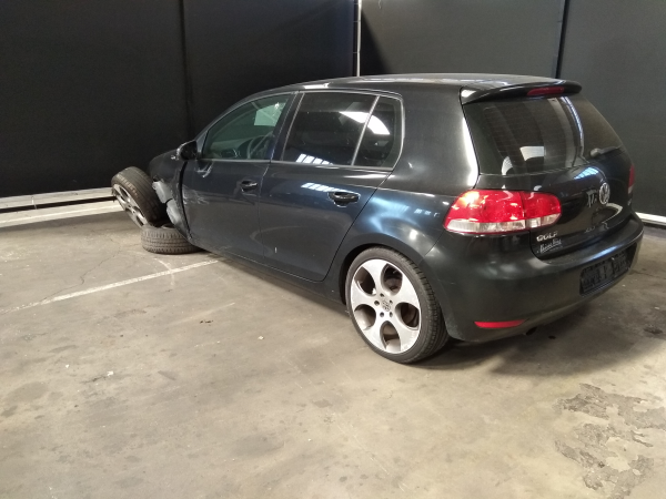 Golf VI  VOLKSWAGEN Golf VI (5K1) Imagem-1