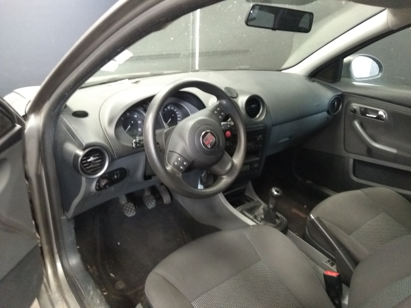 Ibiza III  SEAT Ibiza III (6L1) Imagem-4