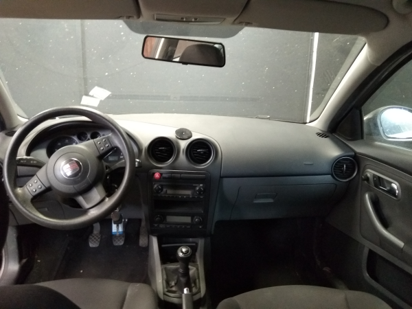 Ibiza III  SEAT Ibiza III (6L1) Imagem-5