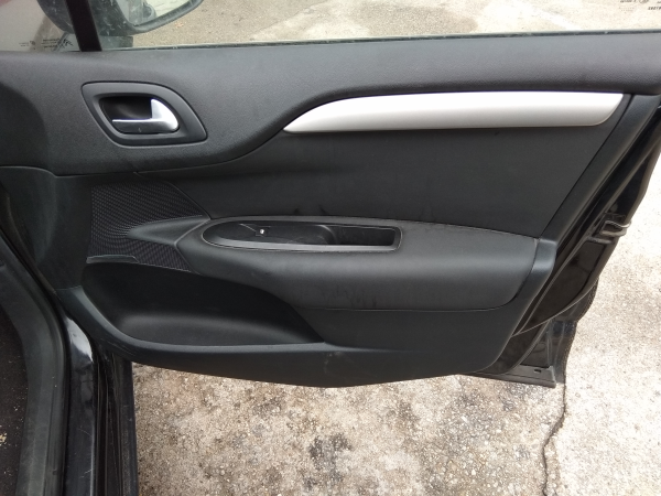 C4 II  CITROËN C4 II (B7) Imagem-15