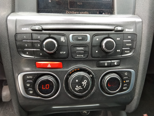 C4 II  CITROËN C4 II (B7) Imagem-21