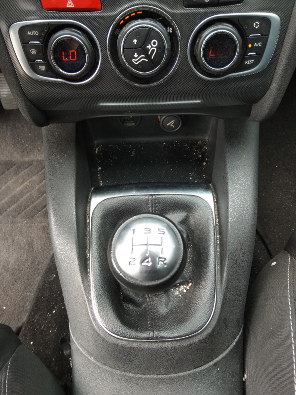 C4 II  CITROËN C4 II (B7) Imagem-23