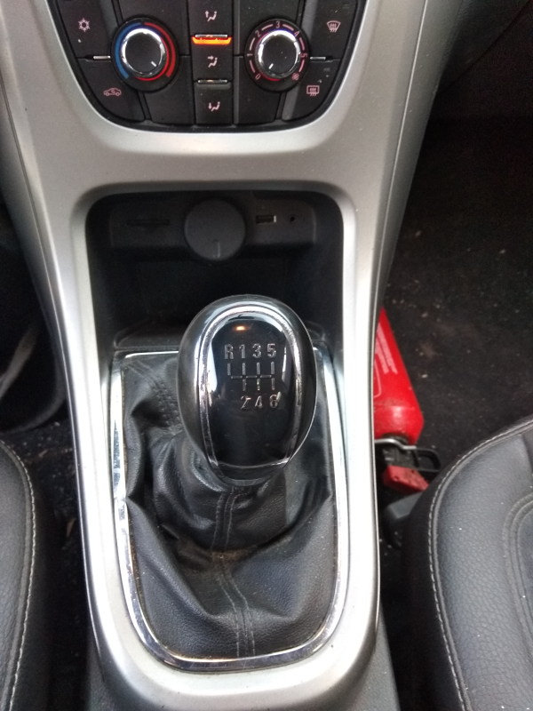 Astra J Sports Tourer OPEL Astra J Sports Tourer Imagem-21