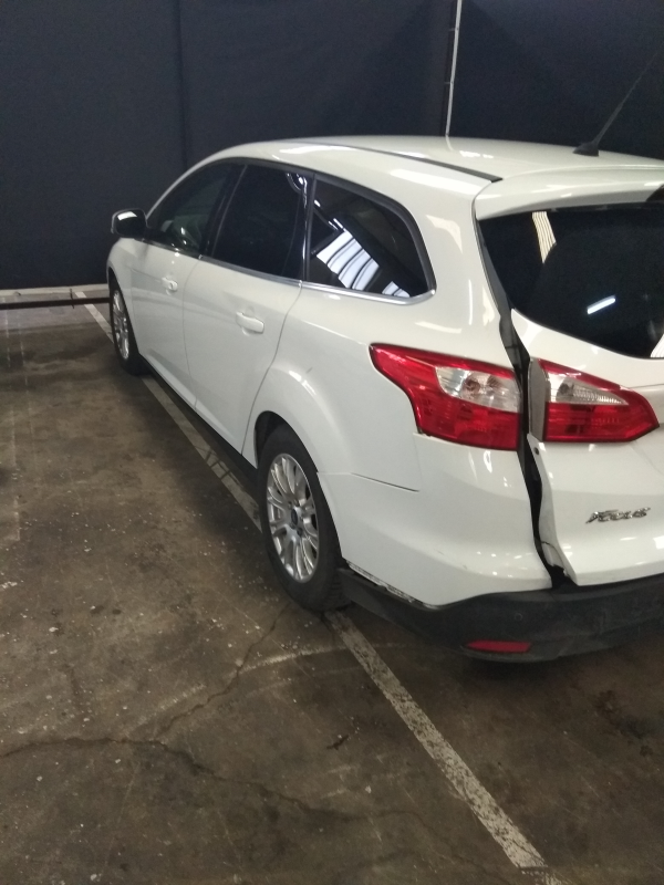 Focus III Carrinha FORD Focus III Carrinha Imagem-4