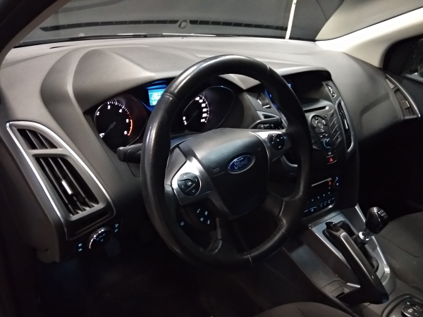 Focus III Carrinha FORD Focus III Carrinha Imagem-7