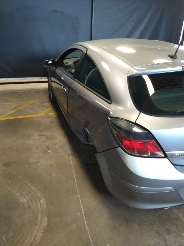 Astra H GTC  OPEL Astra H GTC (L08) Imagem-4