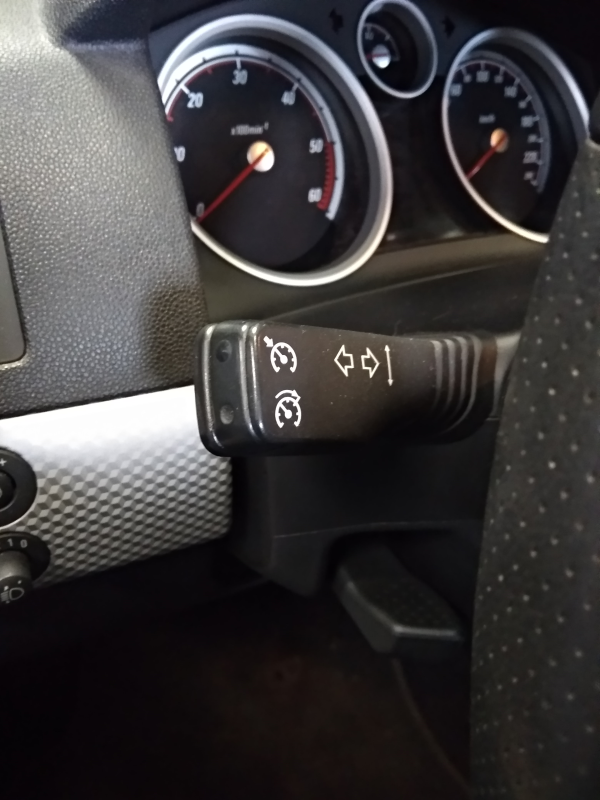 Astra H GTC  OPEL Astra H GTC (L08) Imagem-15