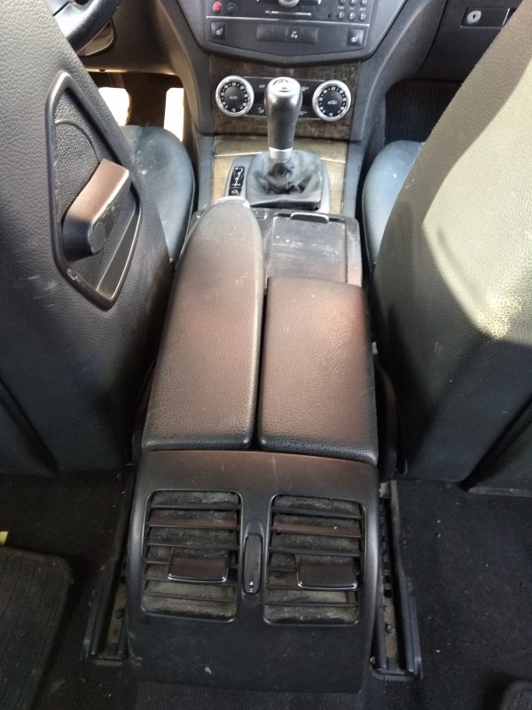 Classe C  MERCEDES-BENZ Classe C (W204) Imagem-17