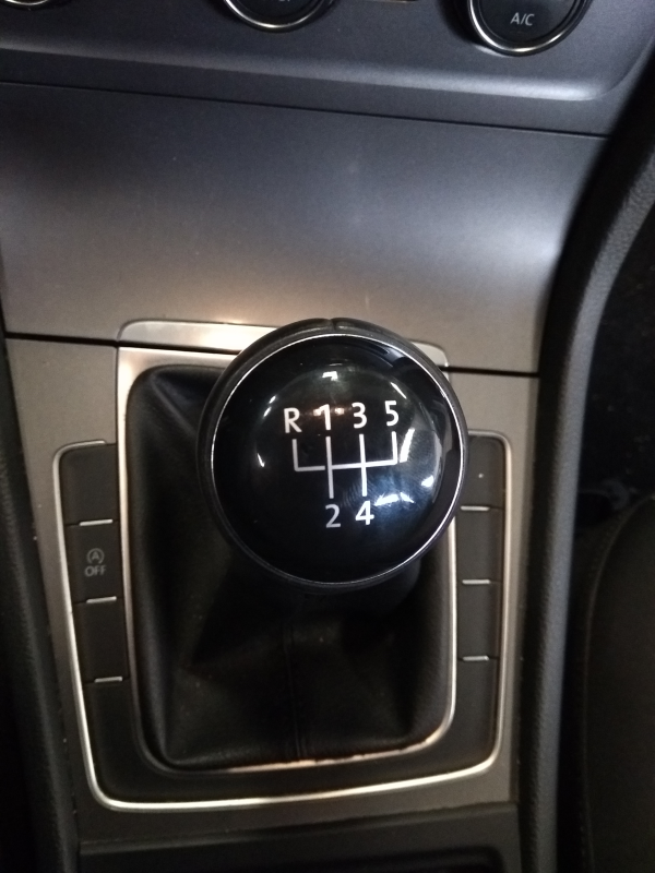 Golf VII  VOLKSWAGEN Golf VII (5G1, BQ1, BE1, BE2) Imagem-11