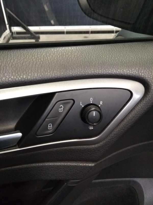 Golf VII  VOLKSWAGEN Golf VII (5G1, BQ1, BE1, BE2) Imagem-13