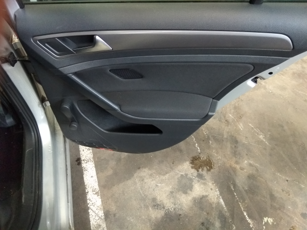 Golf VII  VOLKSWAGEN Golf VII (5G1, BQ1, BE1, BE2) Imagem-33