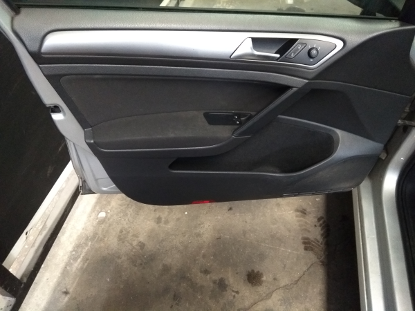 Golf VII  VOLKSWAGEN Golf VII (5G1, BQ1, BE1, BE2) Imagem-36