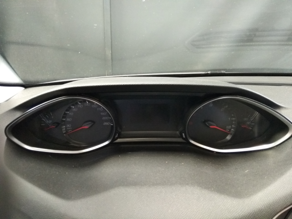 308 II PEUGEOT 308 II Imagem-16