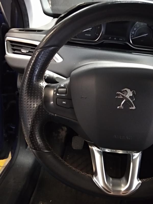 208 PEUGEOT 208 Imagem-11