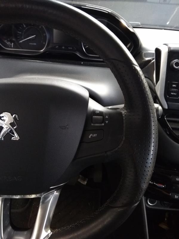 208 PEUGEOT 208 Imagem-12