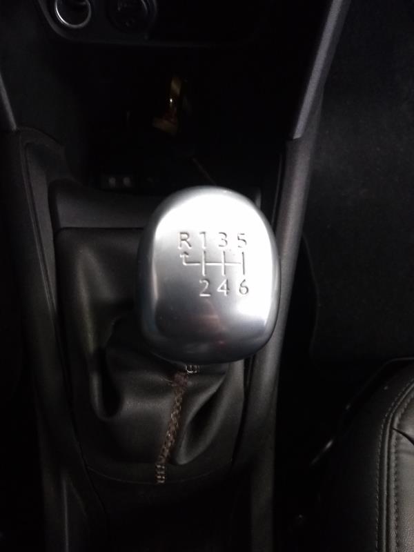 208 PEUGEOT 208 Imagem-14