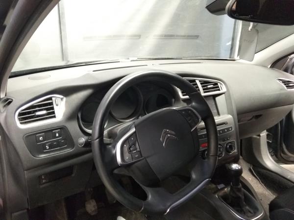 C4 II  CITROËN C4 II (B7) Imagem-6