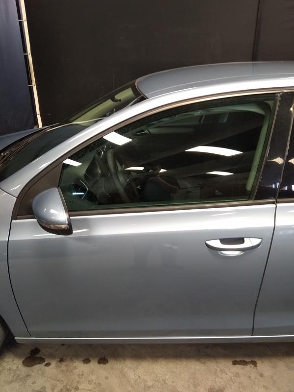 Golf VI  VOLKSWAGEN Golf VI (5K1) Imagem-15