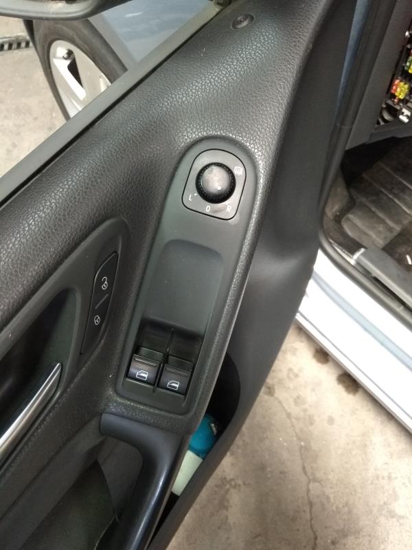 Golf VI  VOLKSWAGEN Golf VI (5K1) Imagem-38