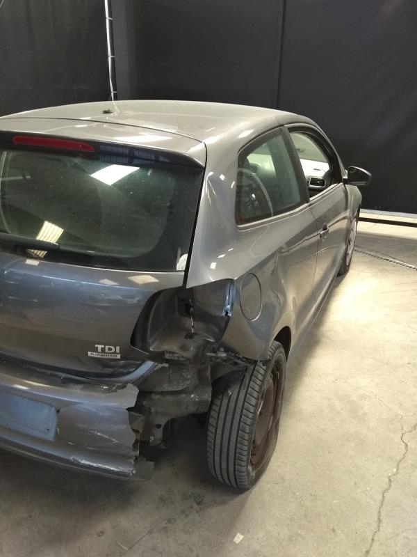 Polo  VOLKSWAGEN Polo (6R, 6C) Imagem-3