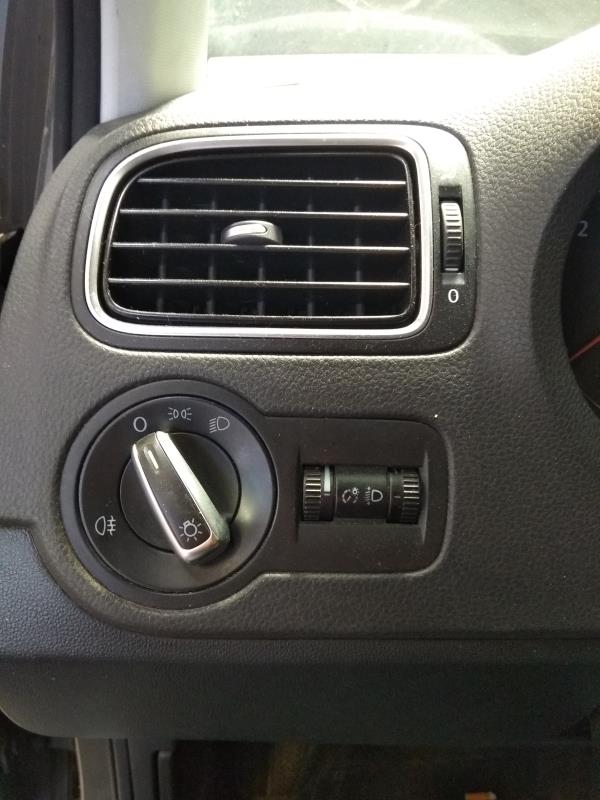 Polo  VOLKSWAGEN Polo (6R, 6C) Imagem-27