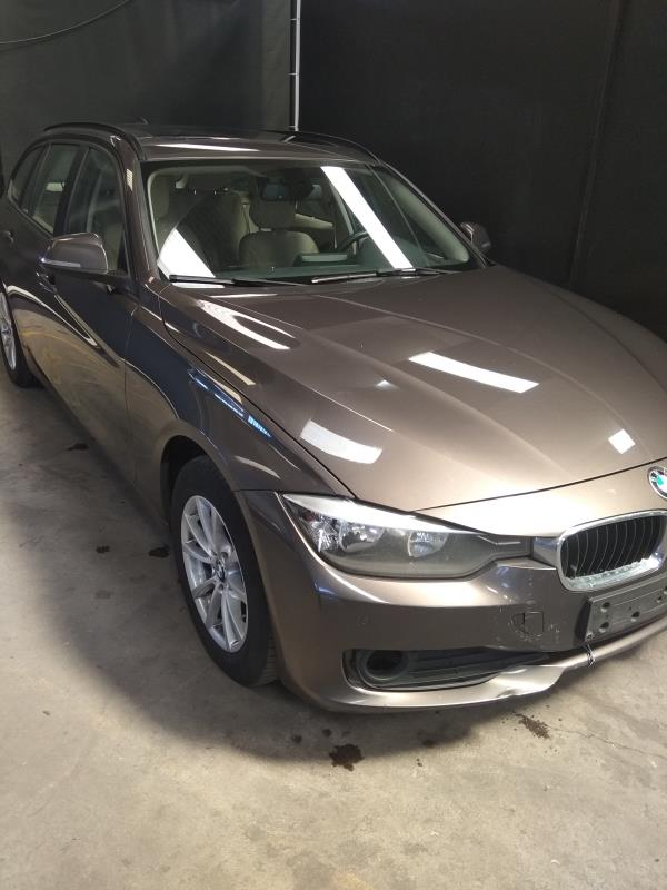 3 Touring  BMW 3 Touring (F31) Imagem-1