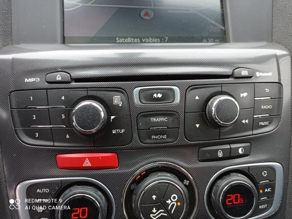 C4 II  CITROËN C4 II (B7) Imagem-14