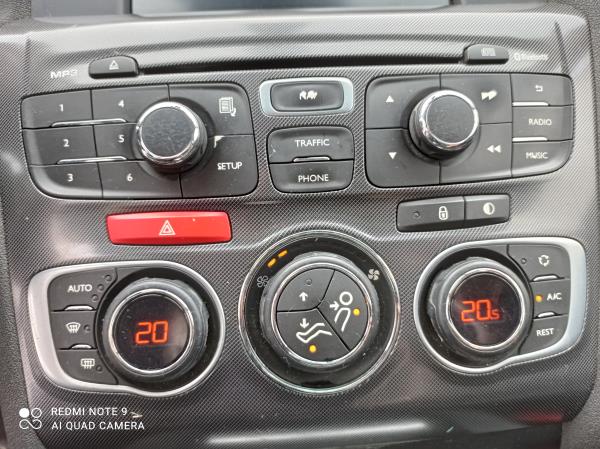 C4 II  CITROËN C4 II (B7) Imagem-15