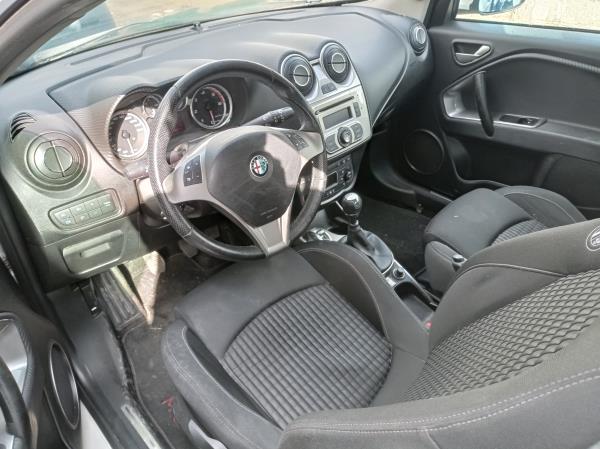 Mito  ALFA ROMEO Mito (955_) Imagem-7