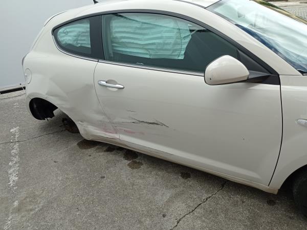 Mito  ALFA ROMEO Mito (955_) Imagem-11