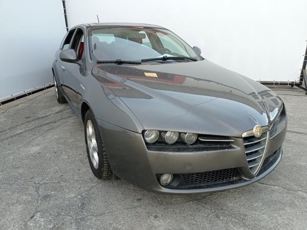 159  ALFA ROMEO 159 (939_) Imagem-1