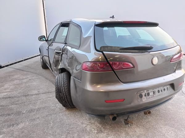 159  ALFA ROMEO 159 (939_) Imagem-4