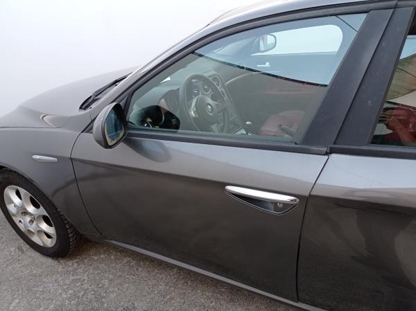 159  ALFA ROMEO 159 (939_) Imagem-11