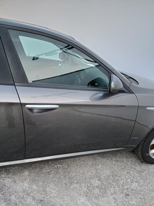 159  ALFA ROMEO 159 (939_) Imagem-31