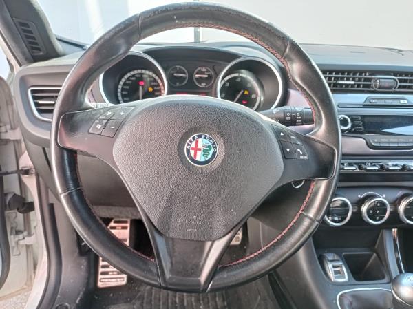 Giulietta  ALFA ROMEO Giulietta (940_) Imagem-84