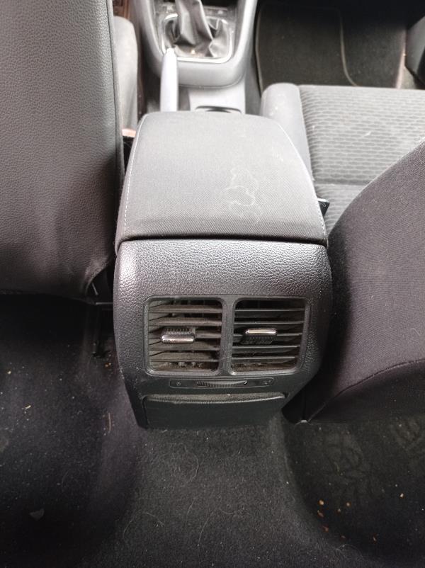 Golf VI  VOLKSWAGEN Golf VI (5K1) Imagem-16