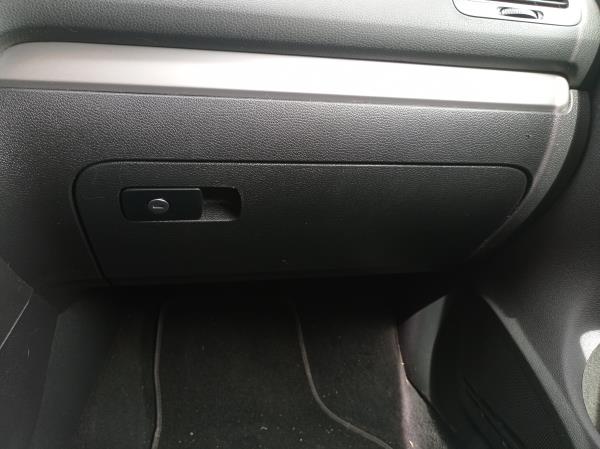 Golf VI  VOLKSWAGEN Golf VI (5K1) Imagem-17