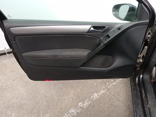 Golf VI  VOLKSWAGEN Golf VI (5K1) Imagem-34