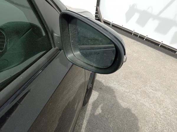 Golf VI  VOLKSWAGEN Golf VI (5K1) Imagem-51