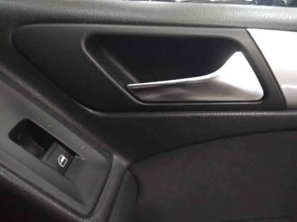 Golf VI  VOLKSWAGEN Golf VI (5K1) Imagem-69