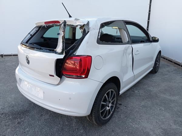 Polo  VOLKSWAGEN Polo (6R, 6C) Imagem-3