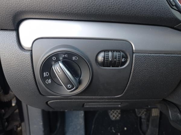 Golf VI  VOLKSWAGEN Golf VI (5K1) Imagem-88