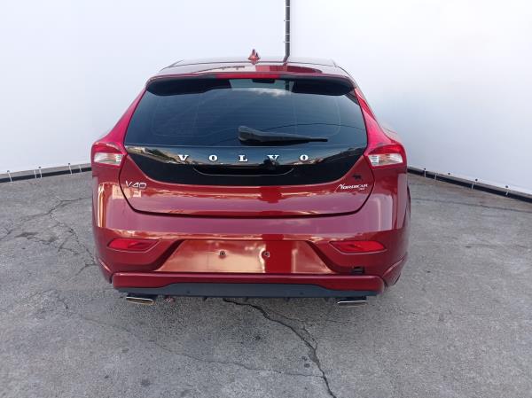 V40 Hatchback VOLVO V40 Hatchback Imagem-3
