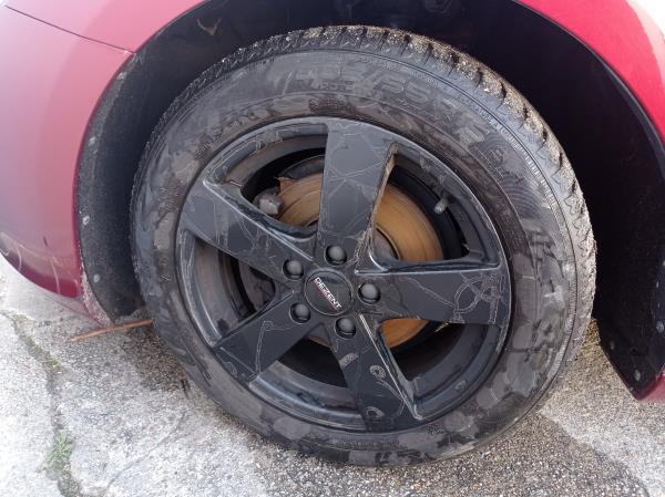 V40 Hatchback VOLVO V40 Hatchback Imagem-8