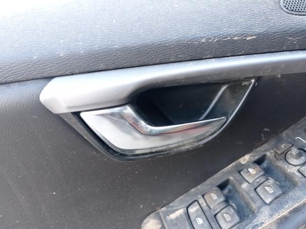 V40 Hatchback VOLVO V40 Hatchback Imagem-31